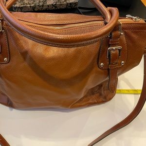 Large leather satchel style handbag, no brand
